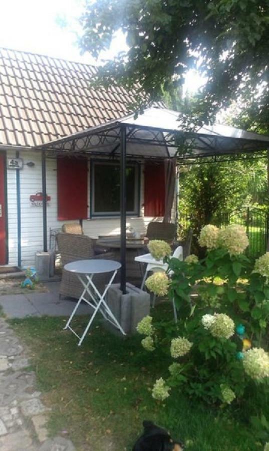Das Kleine Ferienhaus เบอร์ลิน ภายนอก รูปภาพ